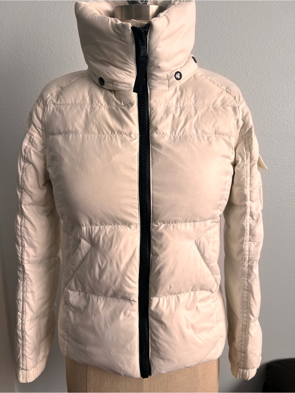 Women's Cream Puffer Jacket with High Collar
